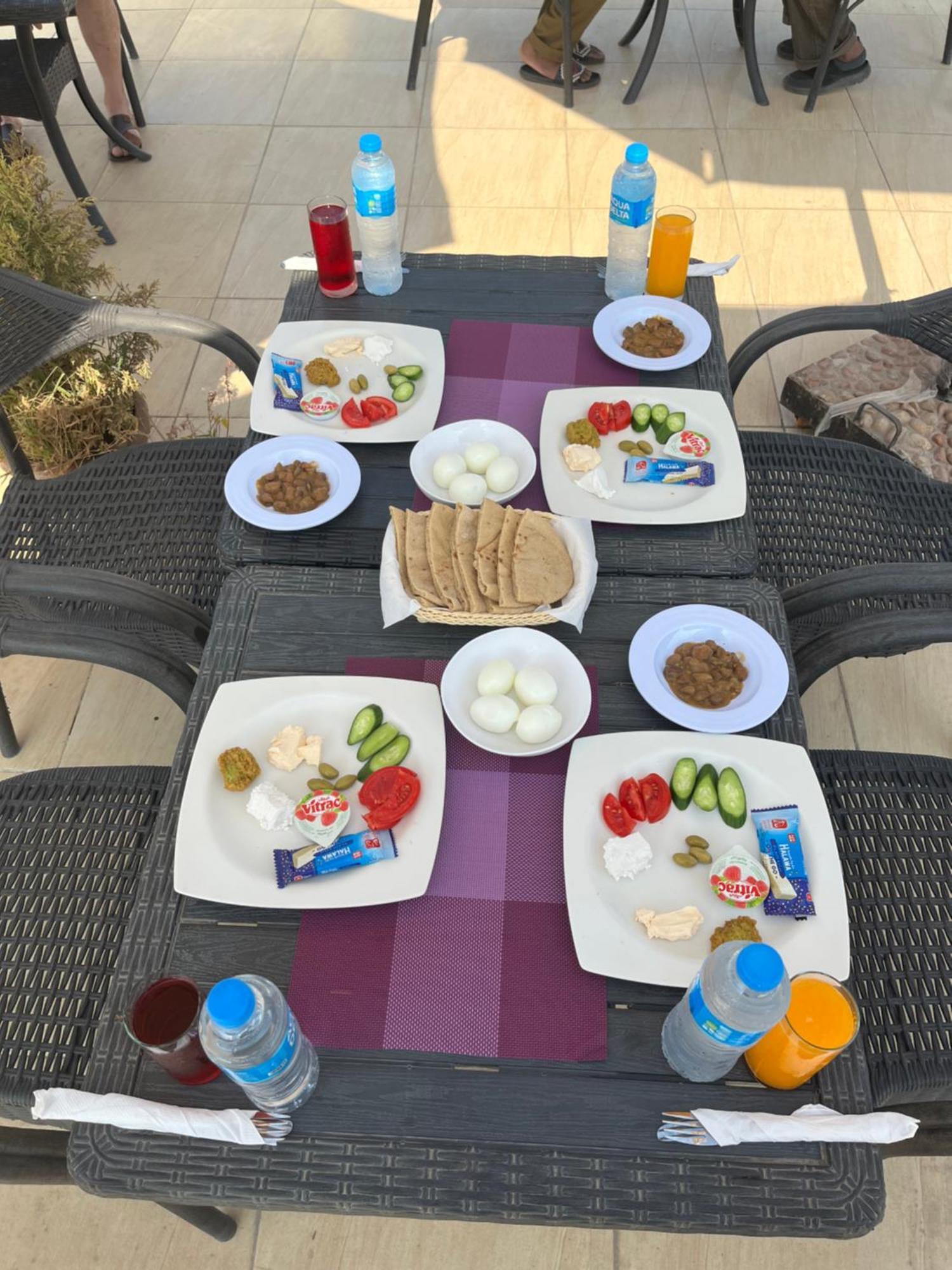 Hur Magic Inn Kafrat al Jabal Bagian luar foto
