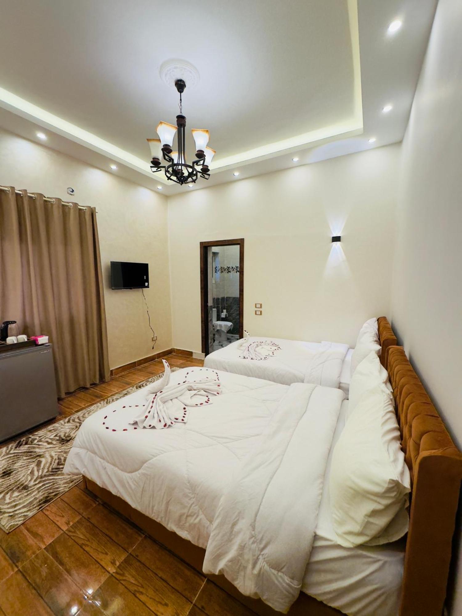Hur Magic Inn Kafrat al Jabal Bagian luar foto